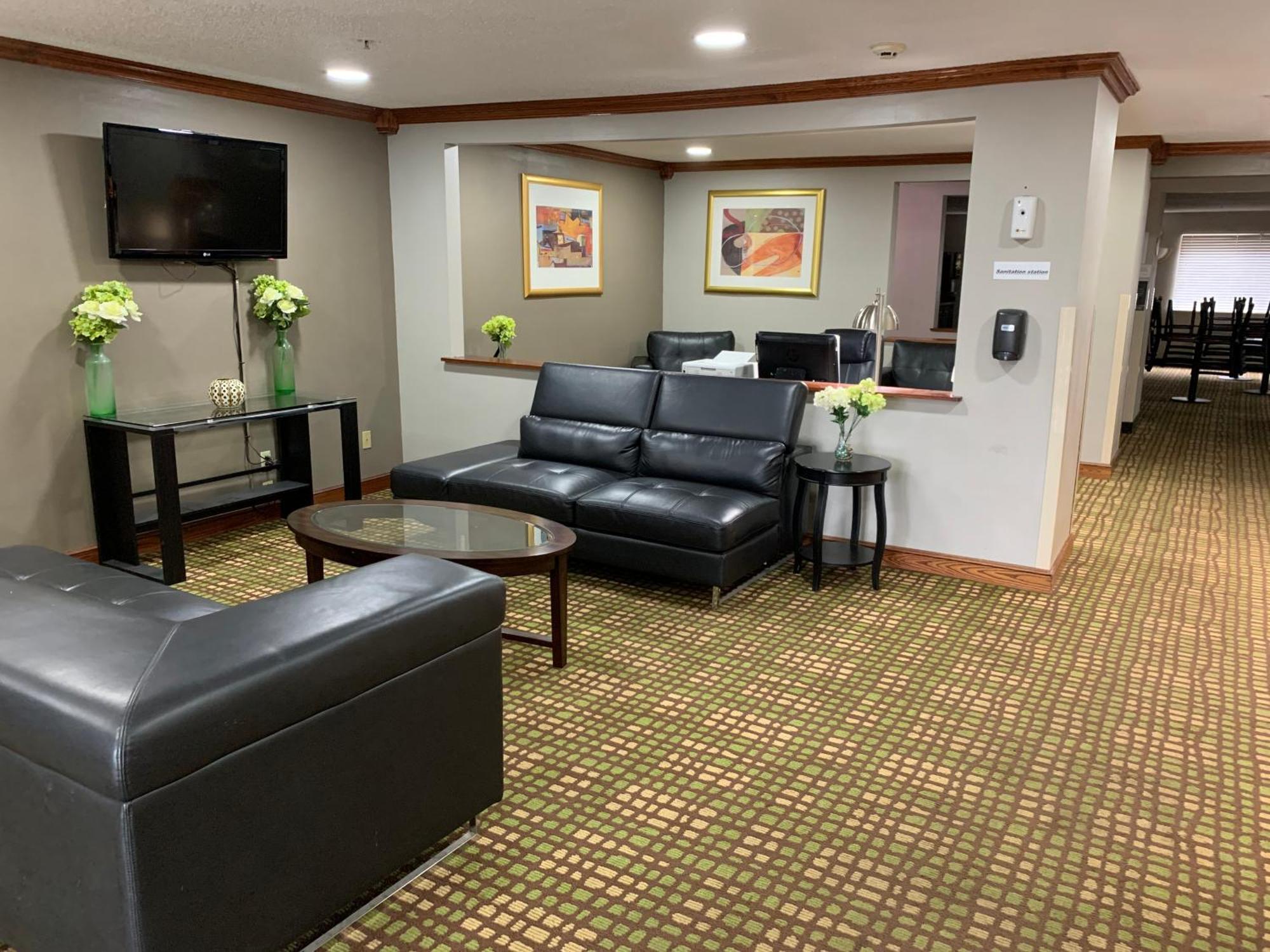 Baymont By Wyndham Piqua Hotel Exterior foto