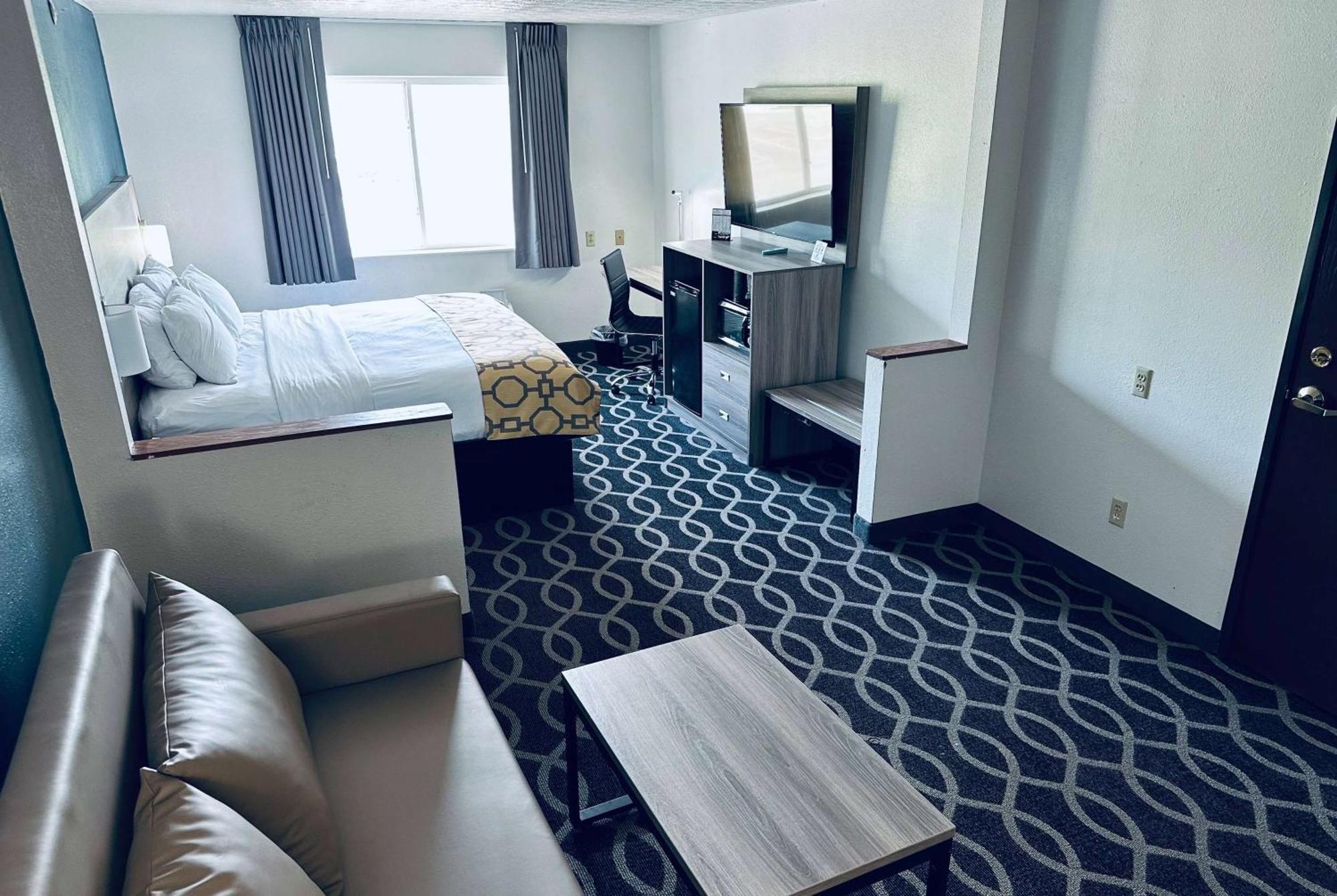 Baymont By Wyndham Piqua Hotel Exterior foto