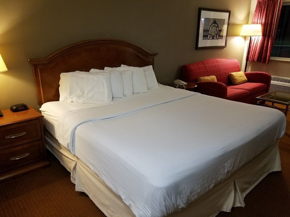 Baymont By Wyndham Piqua Hotel Exterior foto